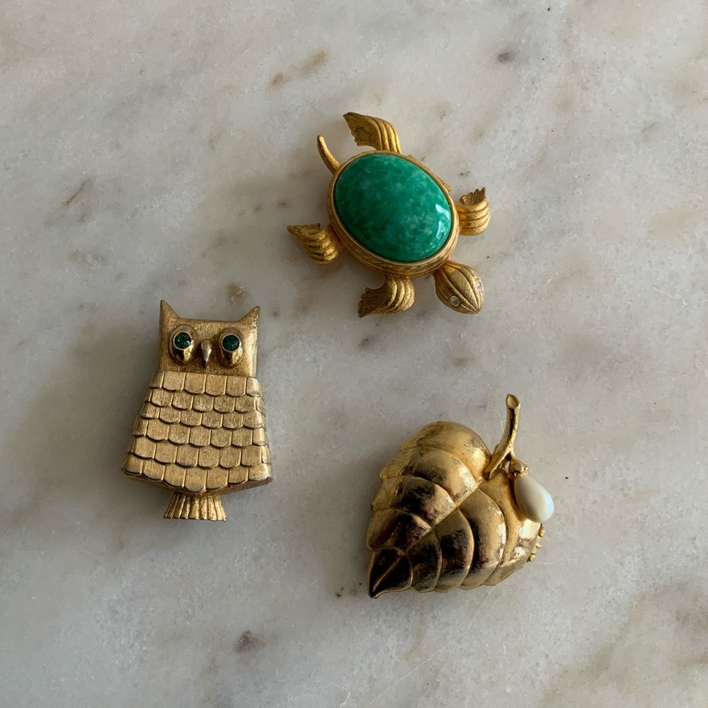 Turtle Perfume Compact - Picture 6 of 7